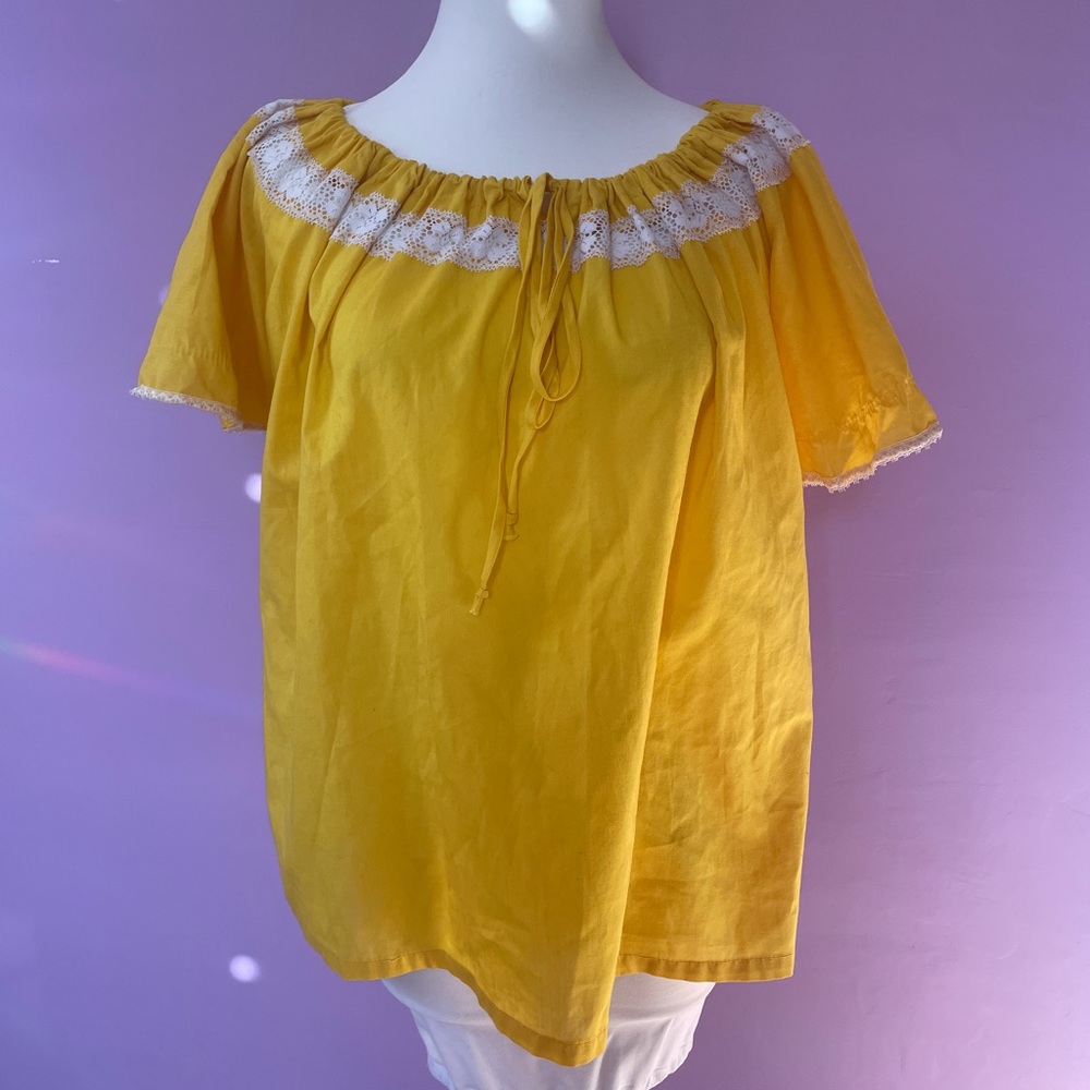 Vintage 90’s Yellow Lace Mexican Style Shirt